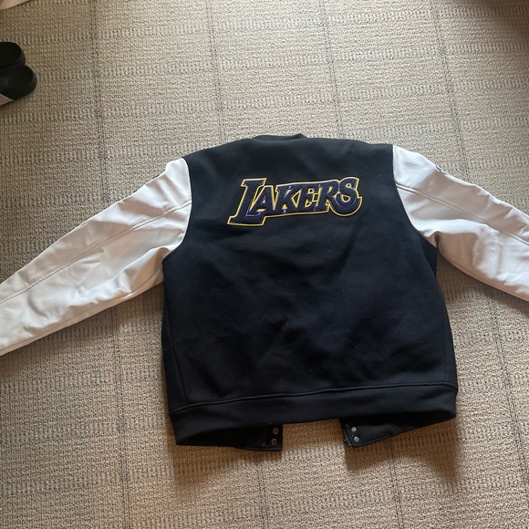 Pro standards lA Lakers bomber jacket size 2x - Picture 2 of 5